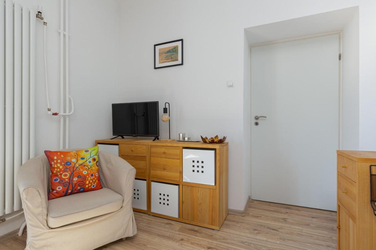 Apartment Bialobrzeska Warsaw By Noclegi Renters Exterior foto